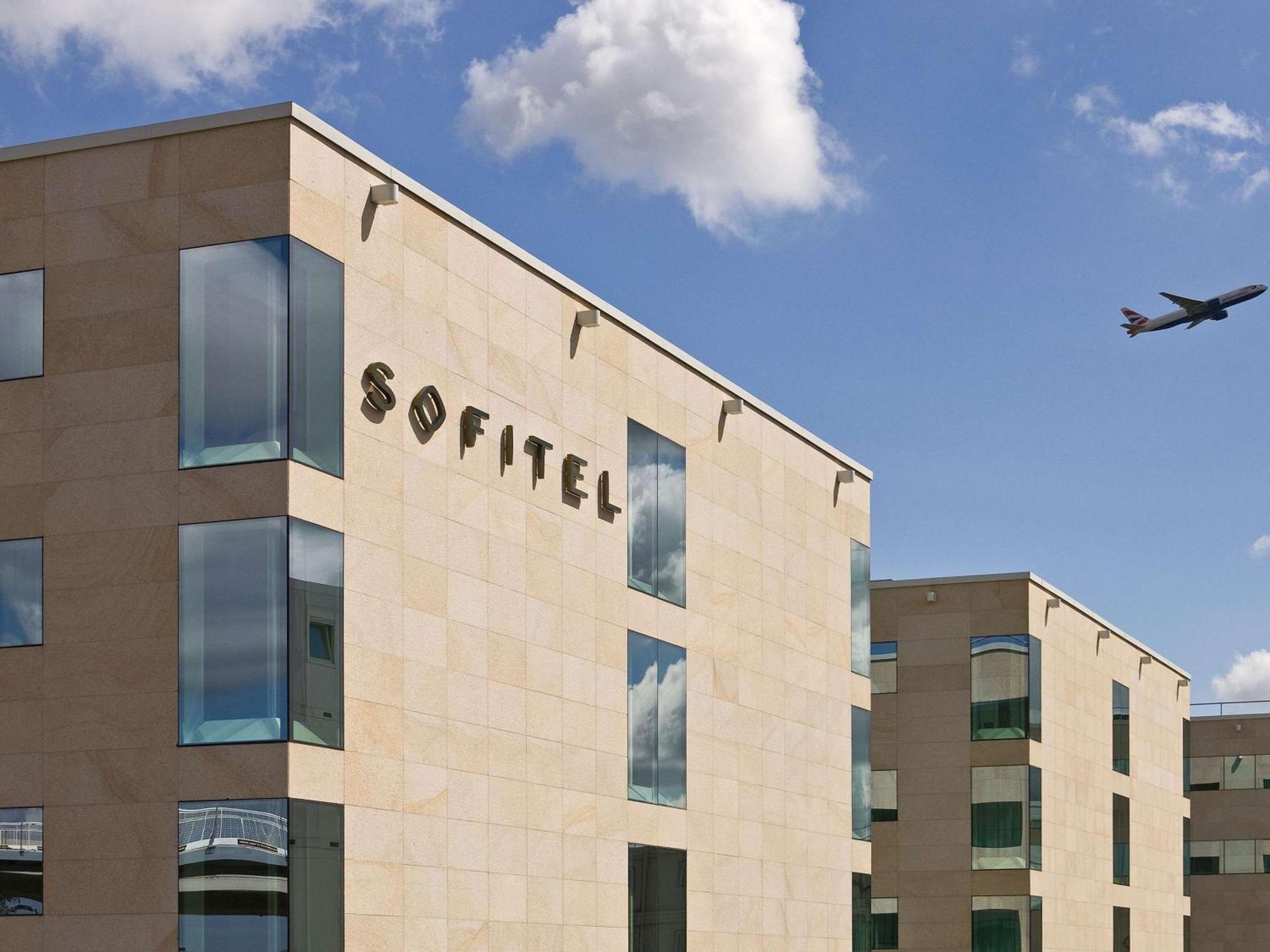 Sofitel London Heathrow Hotel Hillingdon Exterior photo